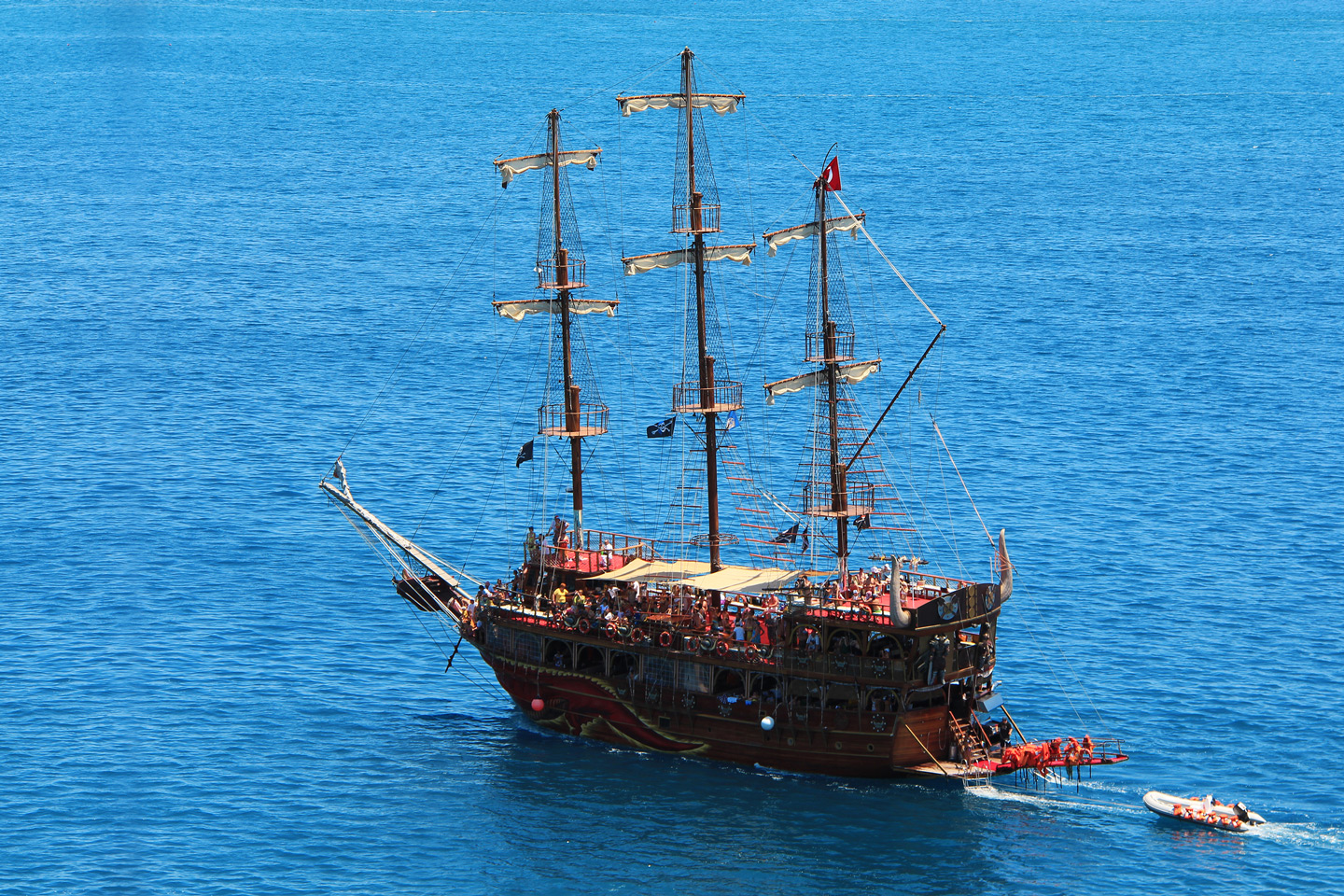Boat Trip with Barbossa Yacht