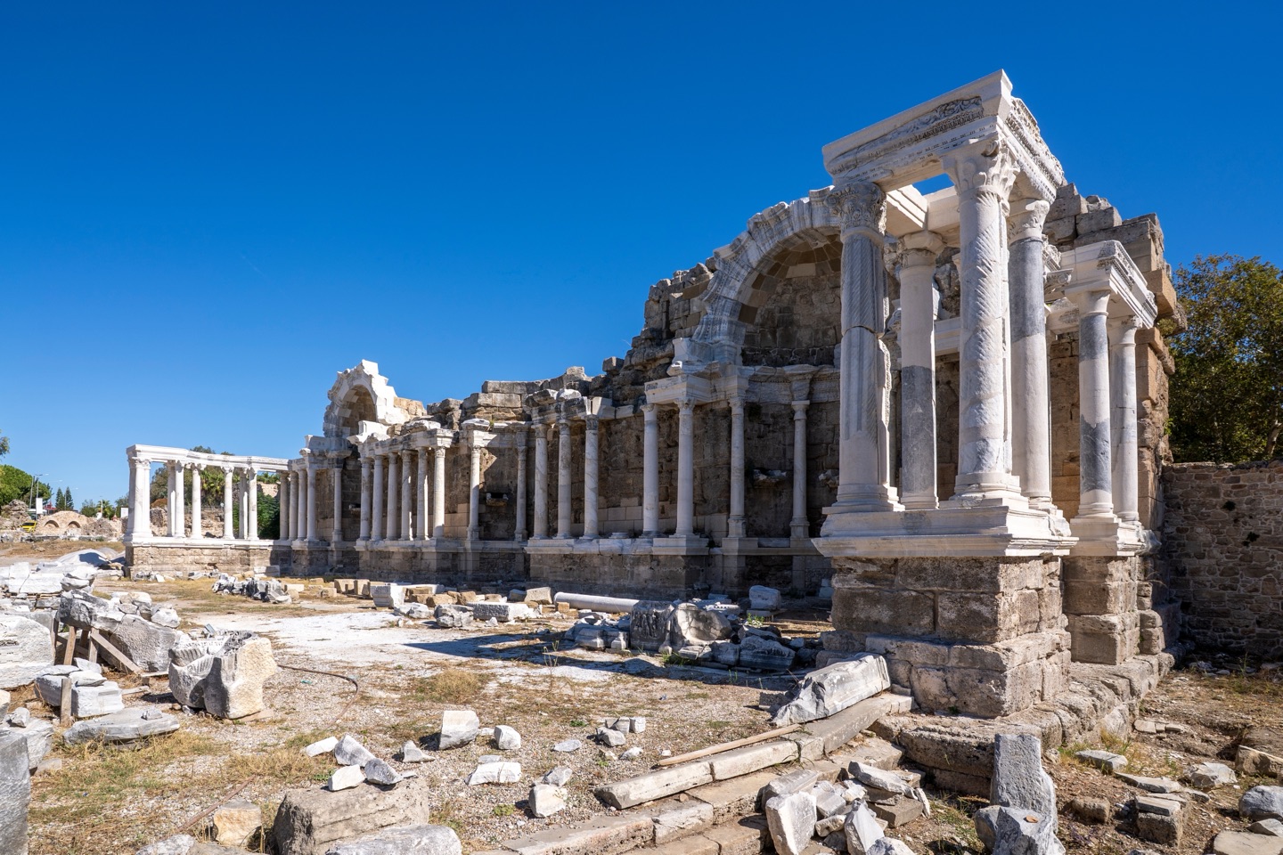 History & Nature & Apollon