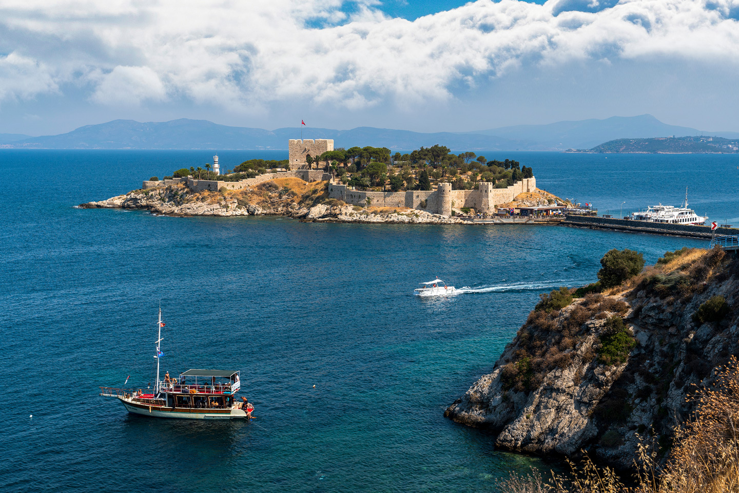 Kuşadası Yacht Tour