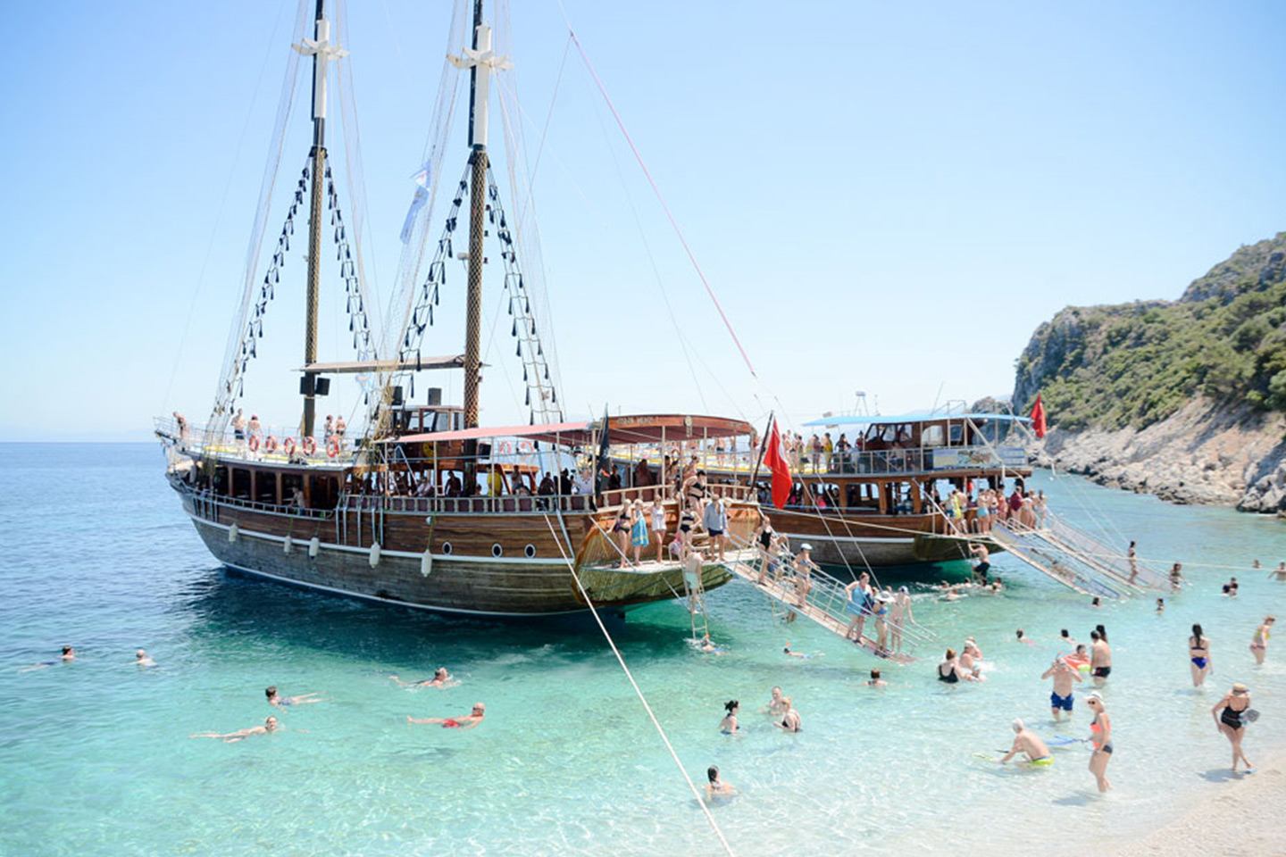 Kuşadası Yacht Tour